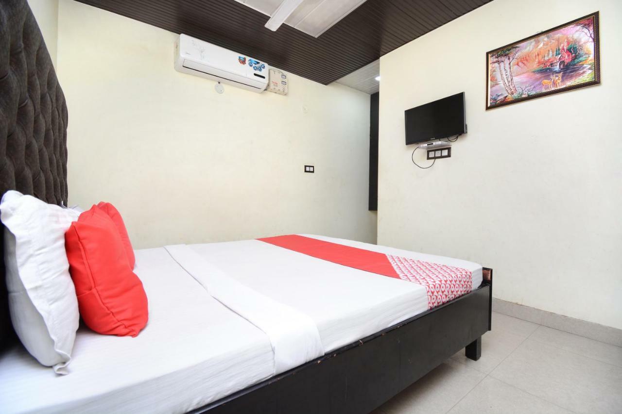 Oyo 29409 Hotel Best Sleep Inn ジャランダール エクステリア 写真